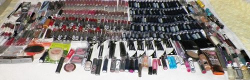 Assorted Namebrand Cosmetic Makeup - 50pcs Wholesale Makeup Lot